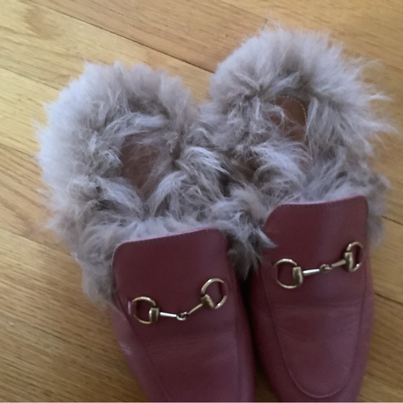 Gucci Princetown Fur Loafers - Picture 4 of 15